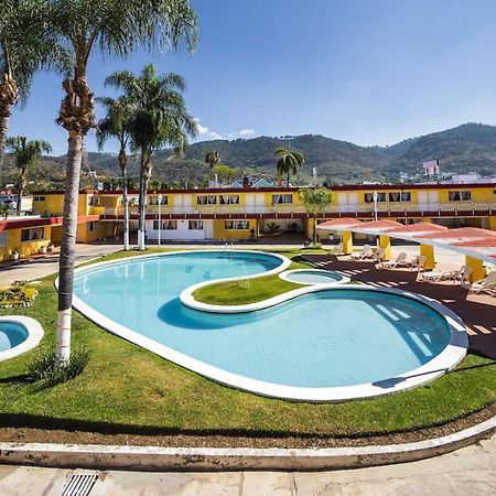 Hotel Capital O Colon, Ciudad Guzman Jalisco Extérieur photo