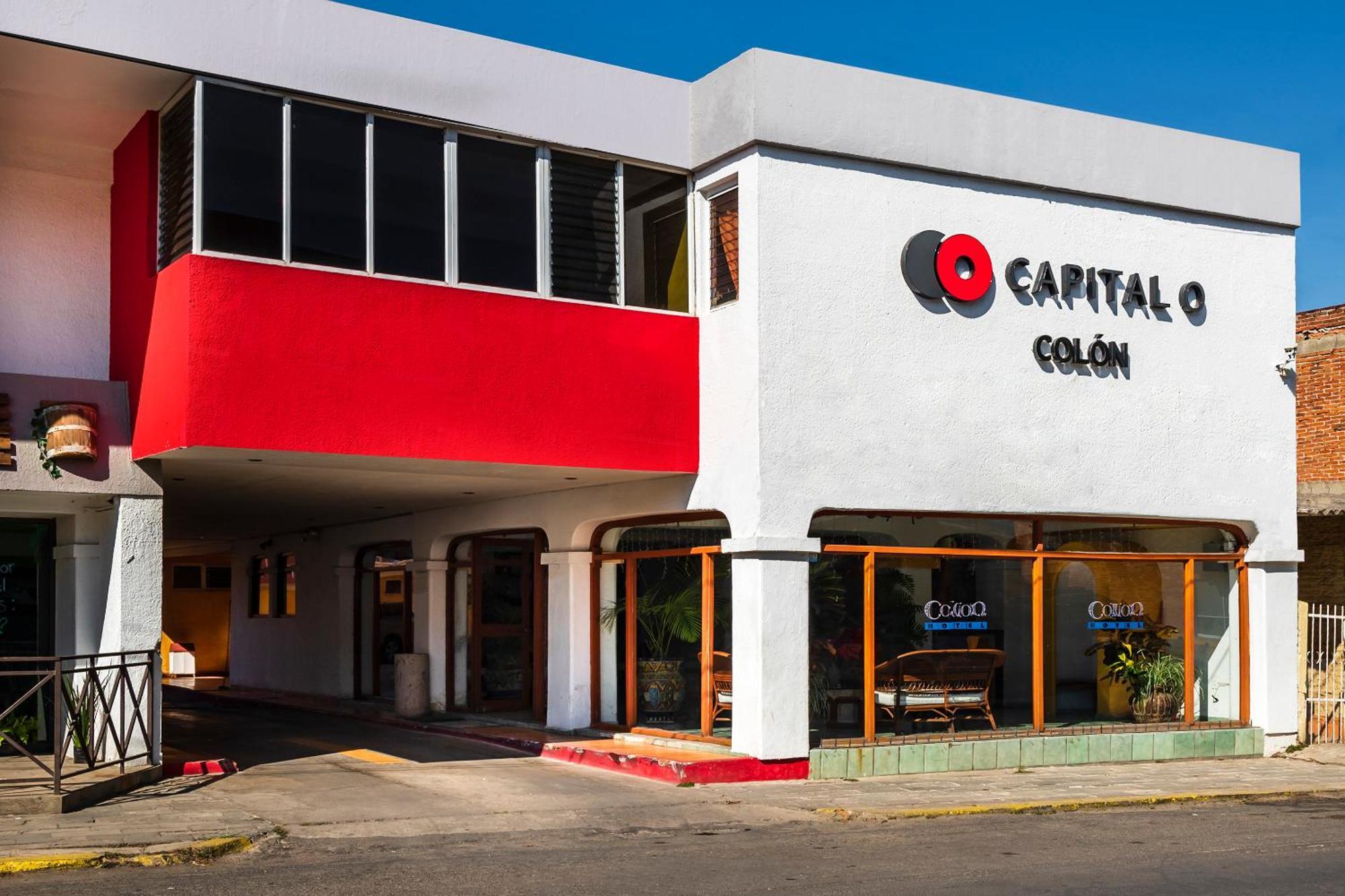 Hotel Capital O Colon, Ciudad Guzman Jalisco Extérieur photo